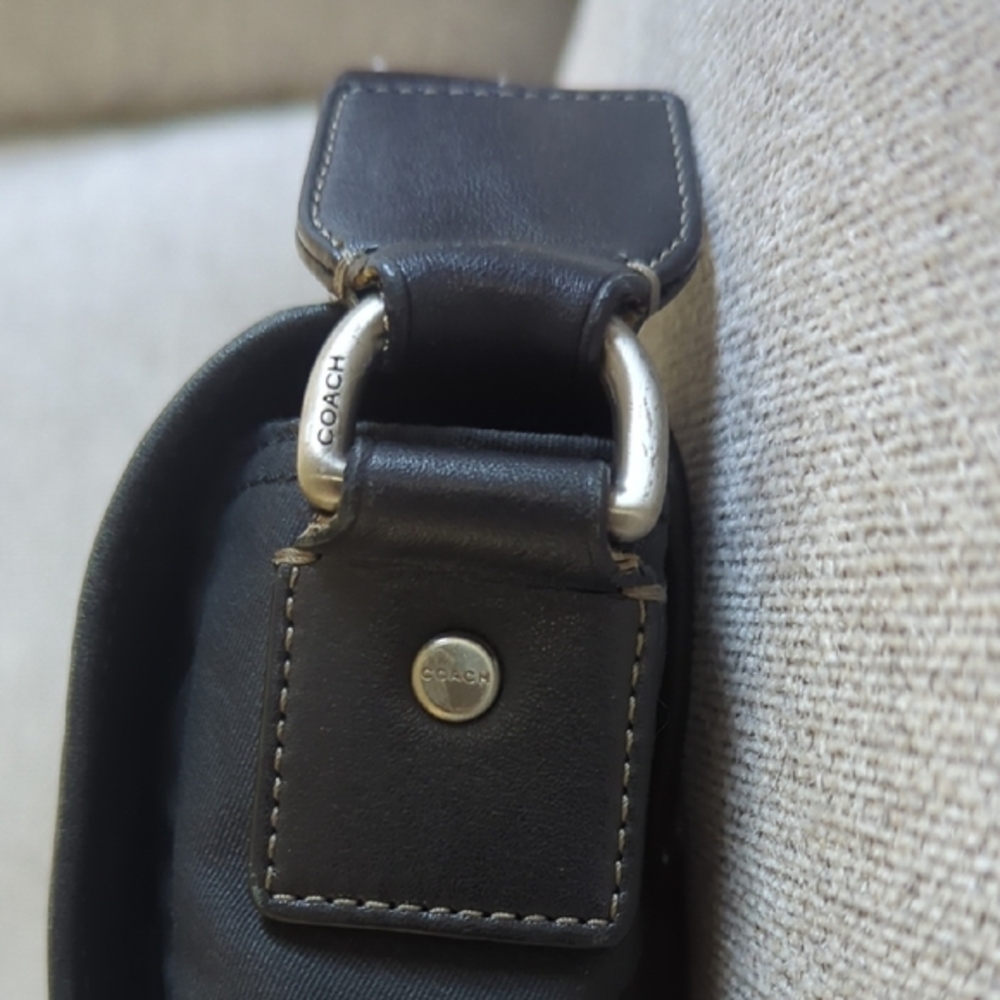Coach Black Messenger Bag with Adjustable Strap - Picture 6 of 15
